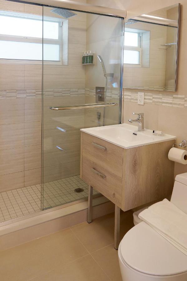 Diane Oceanfront Suites Холивуд Екстериор снимка